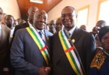 Centrafrique : Meckassoua game over ! change-des-mains-Abdoul-Karim-MECKASSOUA-et-Anicet-Georges-Dologuélé- Centrafrique : Meckassoua game over !