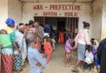 Scandale au HCR de Douala : Des athlètes réfugiés victimes d’une escroquerie liée aux JO de Paris 2024 Être refugiés au Cameroun, c’est être dans une prison à ciel ouvert, où les conditions de vie sont inhumaines