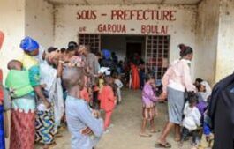 Scandale au HCR de Douala : Des athlètes réfugiés victimes d’une escroquerie liée aux JO de Paris 2024 Être refugiés au Cameroun, c’est être dans une prison à ciel ouvert, où les conditions de vie sont inhumaines