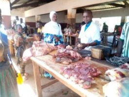 La septième République de Faustin-Archange Touadéra commence mal : la famine continue de frapper , avec la viande de bœuf qui devient un luxe inaccessible pour beaucoup de Centrafricainsle