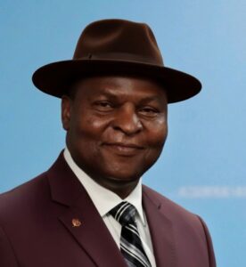 Comment le régime du Président Touadéra transforme l’État centrafricain en entreprise criminelle. Interview exclusive avec monsieur Igor Ngala, économiste centrafricain, sur le pillage du secteur du carburant en Centrafrique