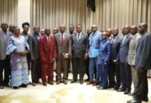 Affaire de la ville morte en Centrafrique : Un fou de Markounda Josephat Tagotto en quête de soins et de gombos à Bangui, s’agite contre la mobilisation citoyenne Affaire de la ville morte en Centrafrique : Un fou de Markounda Josephat Tagotto en quête de soins et de gombos à Bangui, s’agite contre la mobilisation citoyenne