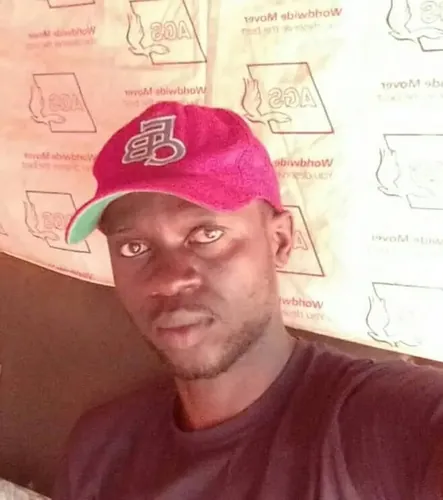Toussaint mpongo réalisateur télé