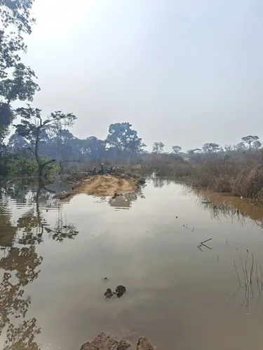 Empoisonnement collectif des coopératives minières chinoises à Zoué, Donmbourou, Quand Bangui, Carrefour et Gbabé 