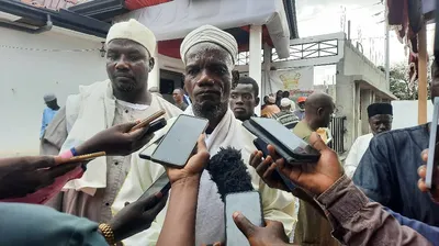 Vif face-à-face à la mosquée de Yapélé entre le nouveau bureau exécutif du conseil supérieur islamique de Centrafrique et la base : ce qui se cache réellement derrière le complot de l’ancienne équipe par intérim