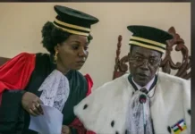 Élections du 28 décembre en Centrafrique : L’OGDC fustige la « dérive juridique » du Conseil Constitutionnel et appelle à une mobilisation citoyenne La guerre personnelle du mytho dictateur Faustin-Archange Touadéra contre Thierry Kamach : un autre candidat du parti MOUNI pourtant déclaré gagnant mais invalidé par la Cour constitutionnelle
