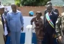 Quand Touadéra et son clan mafieux transforment l’accès à l’eau en un interminable tunnel de mensonges Quand Touadéra et son clan mafieux transforment l'accès à l'eau en un interminable tunnel de mensonges