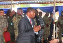 Dépassé par l’IA, Touadéra se tourne vers les opérateurs mobiles pour traquer les Centrafricains via les cartes SIM Dépassé par l'IA, Touadéra se tourne vers les opérateurs mobiles pour traquer les Centrafricains via les cartes SIM