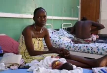 Centrafrique : incroyable! Le gouvernement s’étonne de la multiplication des naissances de jumeaux et de triplés dans le pays Centrafrique : incroyable! Le gouvernement s’étonne de la multiplication des naissances de jumeaux et de triplés dans le pays