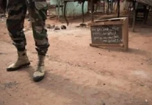 Terreur à PK55 : quand la BIR sème le chaos à Boutili Les soldats FACA de la BIR sèment la terreur au village Boutili, pk55 route de Boali
