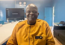 Centrafrique : le préfet Francis Bangue Doungoupo quitte sa résidence de Ndélé en catastrophe après une nuit insolite Centrafrique : le préfet Francis Bangue Doungoupo quitte sa résidence de Ndélé en catastrophe après une nuit insolite