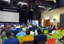 Centrafrique : après la condamnation de Mahamat Said, la CPI veut poursuivre le dialogue avec les victimes Photo des participants du verdict dans l'affaire le Procureur contre Mahamat Said Abdel Kani dans la salle du spectacle de l'alliance française de Ban