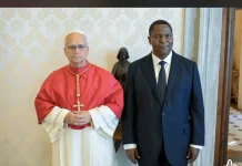 Au Vatican, j’ai vu Touadéra et sa délégation dans les ténèbres : le révérant Pasteur Nicolas Talingano raconte ce qu’il dit avoir vu après la visite de Touadéra à Vatican Au Vatican, j’ai vu Touadéra et sa délégation dans les ténèbres : le révérant Pasteur Nicolas Talingano raconte ce qu’il dit avoir vu après la visite de Touadéra à Vatican